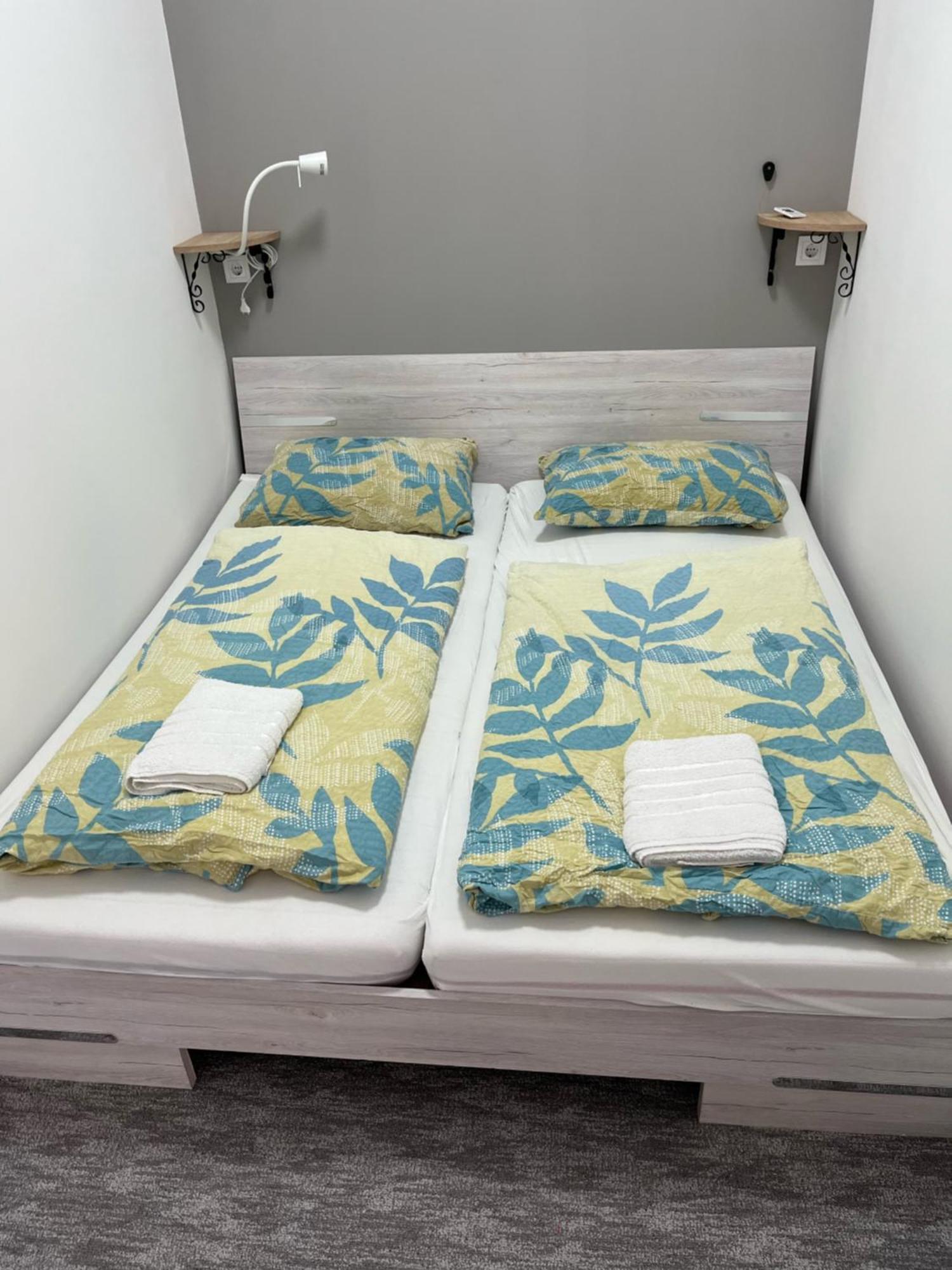 Centr00M Apartman Dunafoldvar 外观 照片